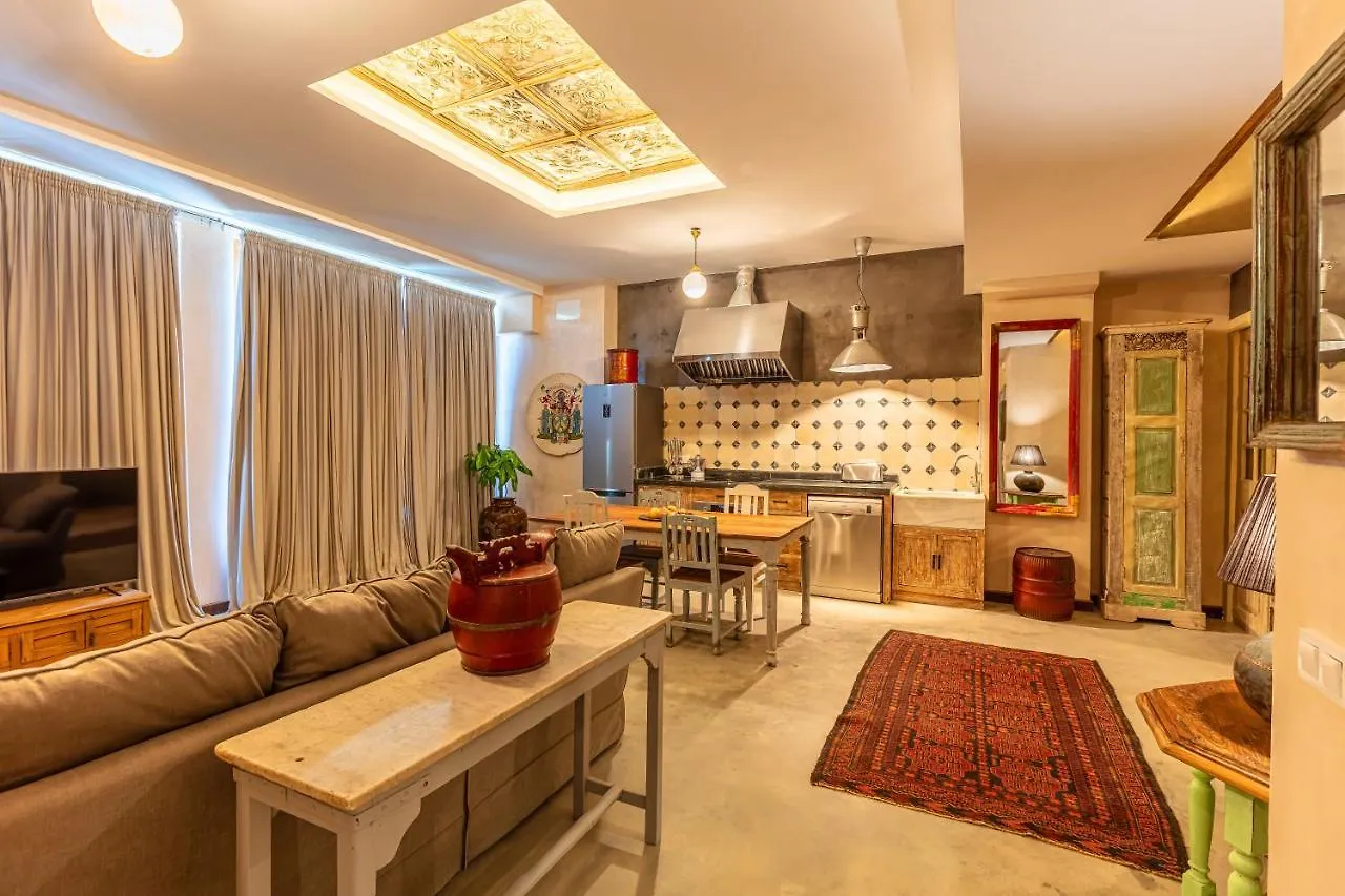 Bombayarte Aparthotel Tarifa