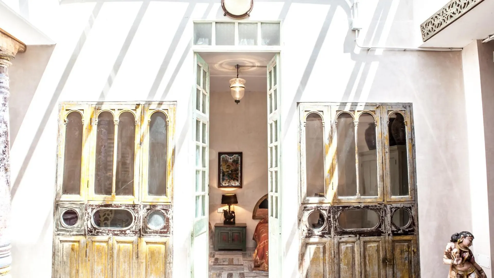 Bombayarte Aparthotel Tarifa