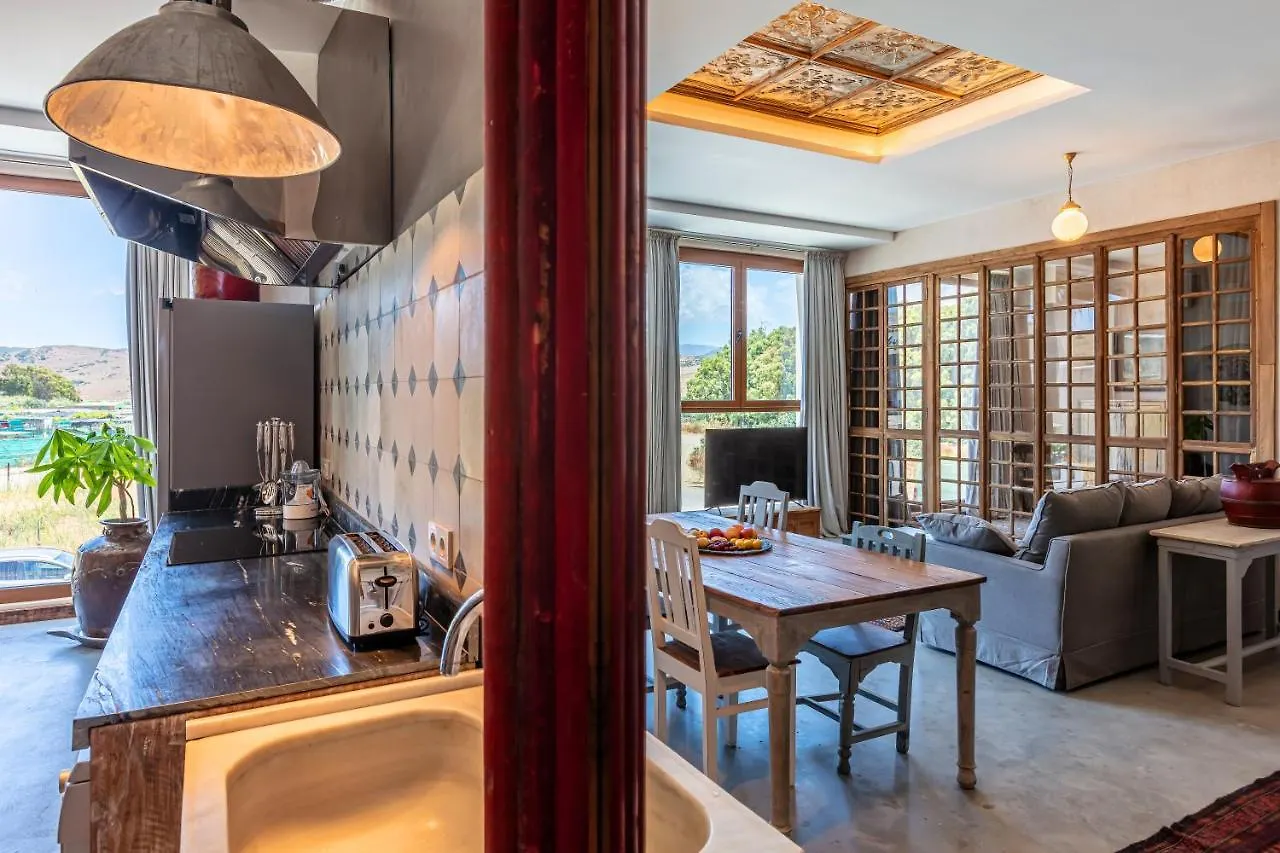 Bombayarte Aparthotel Tarifa 0*,  Spain